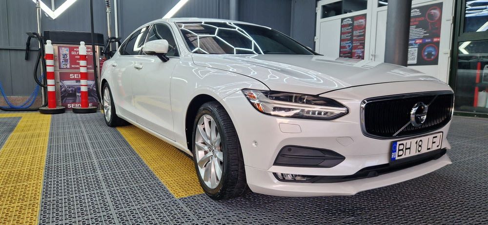 Volvo S90 S90 AWD 4x4 Momentum T6 GearTronik,Led Virtual cockpit,AccLaneSide ass