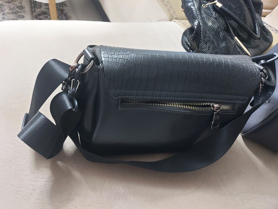 Продам женские сумки.