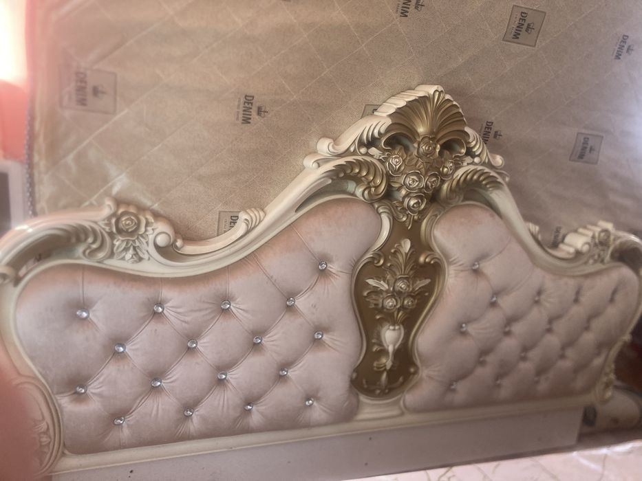 Кровать двуспальные