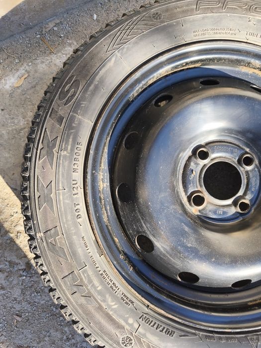 Шины с дисками комплект