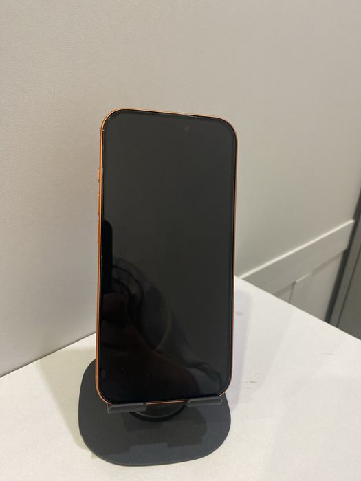 Iphone 17 pro, 256 гб , оранжевый