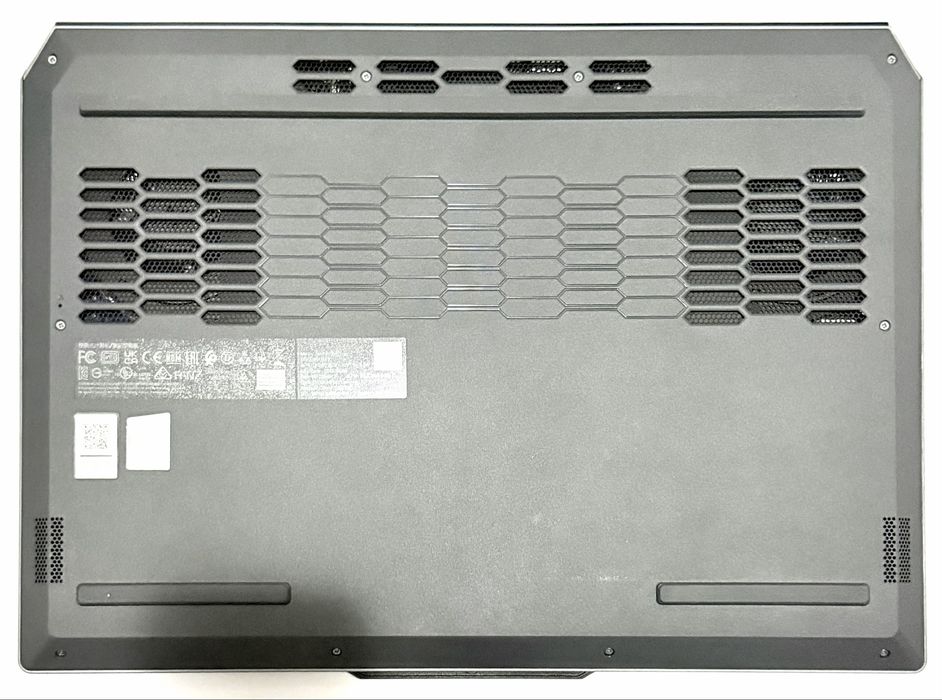 Lenovo LOQ 15 Gen 9/144Hz/Ryzen 5 7235HS/RTX 3060 6GB/24GB DDR5/1TB NVMe