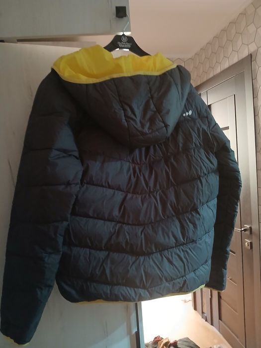 Продам куртку в отличном состоянии