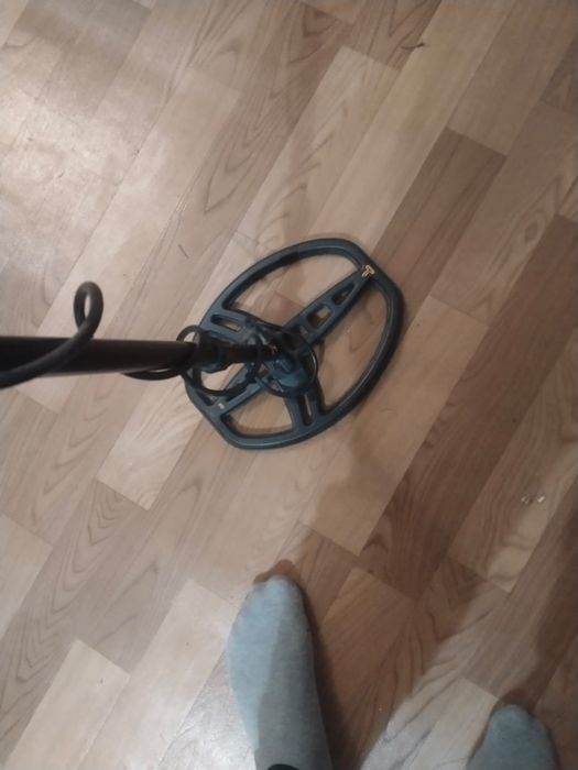 Продам металлоискатель