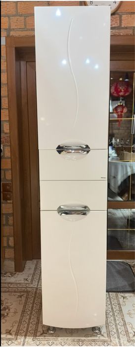 Продам шкаф для ванной комнаты