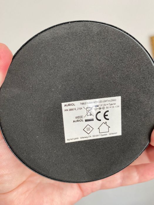 Ceas de masă cu led