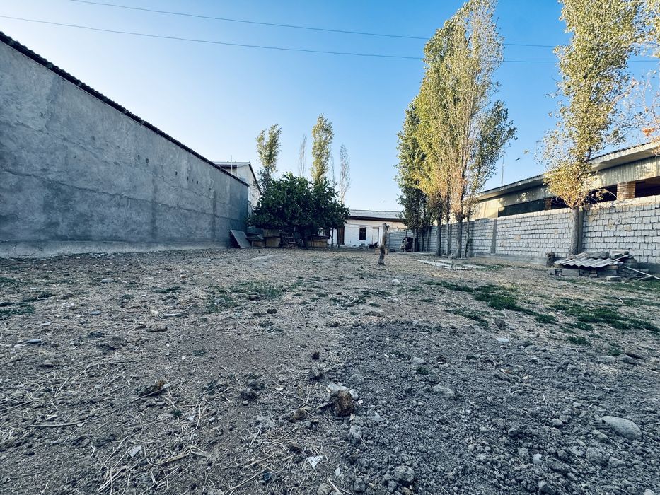 Uchastka 12 sotih sotihi 20 ming $