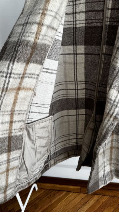 palton scurt H&M XS carouri și nasturi de schimb