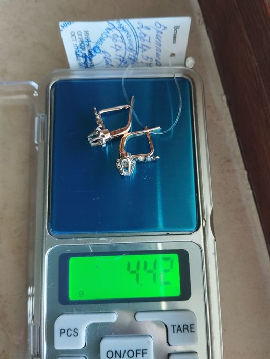 Съветски руски златни обеци с диамантите