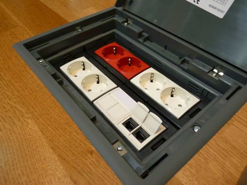 Напольный люк для розеток Polga o‘rnatiladigan elektr rozetka lyuki