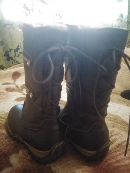 Зимние сапожки на девочку