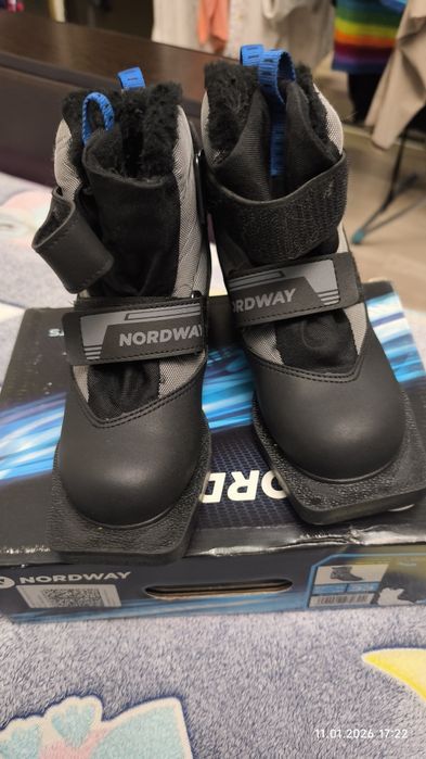 Лыжные ботинки детские