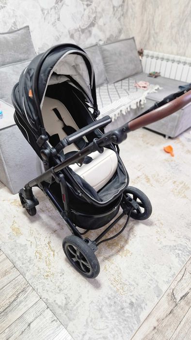 Продам коляску зима-лето