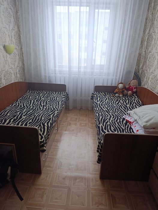 Продам  две кровати за 40 000 в хорошем состоянии