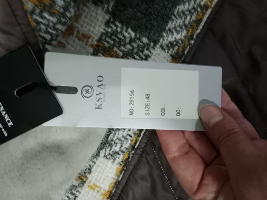 Продам куртку новую