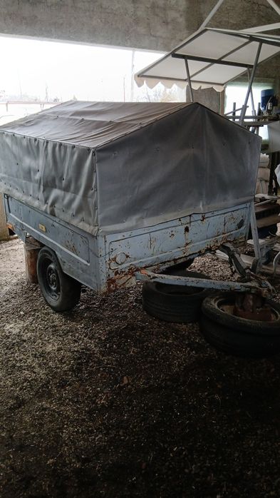 Remorca pentru carat