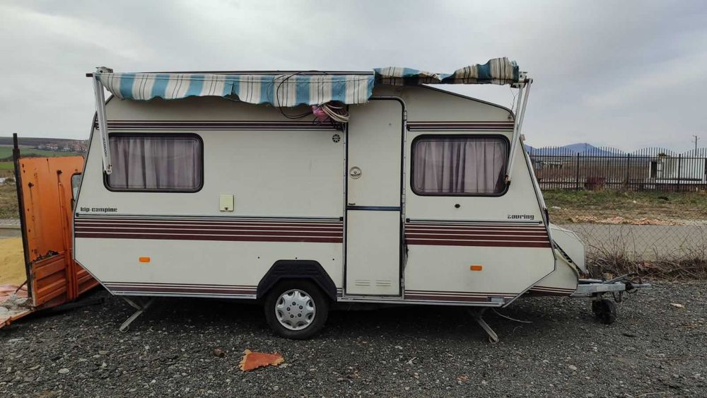 Каравана KIP 4 места 4.3м | Климатик | Солар | Хладилник | Без течове