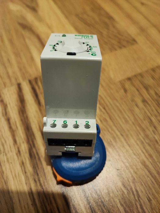 Termostat temperatura sina DIN
