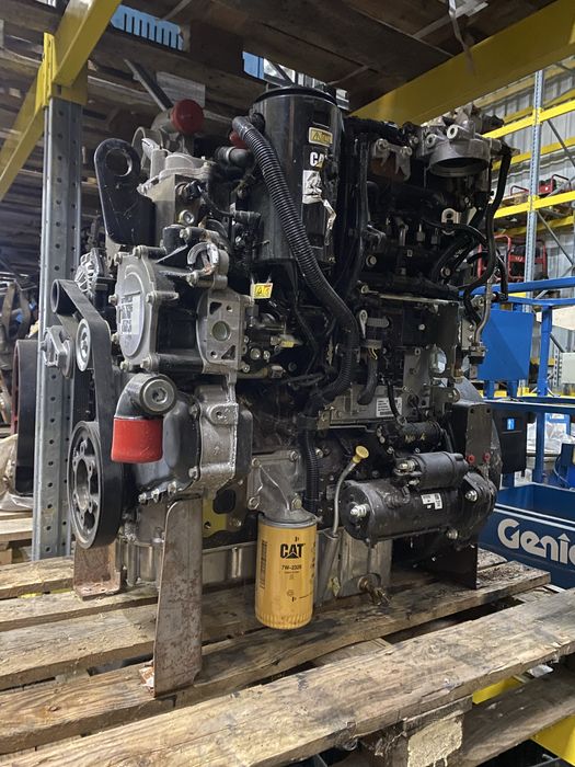 De vanzare motoare caterpillar C 3.4 si C 4.4