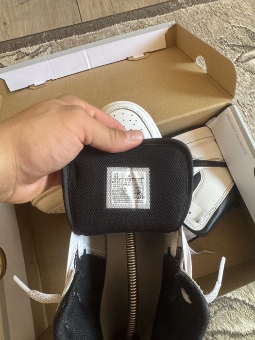 Vand jordan 1 42