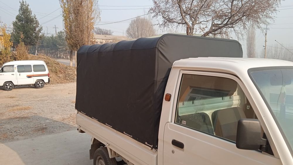 Laboga tent sotiladi yig'iladigan yangi uzbekiskiysi Namanganda