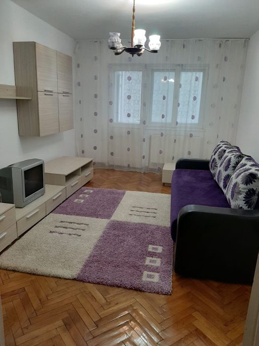 Apartament doua cam decomandat de inchiriat independentei