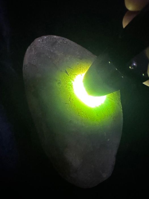 Жадеит 玉 речной 500гр