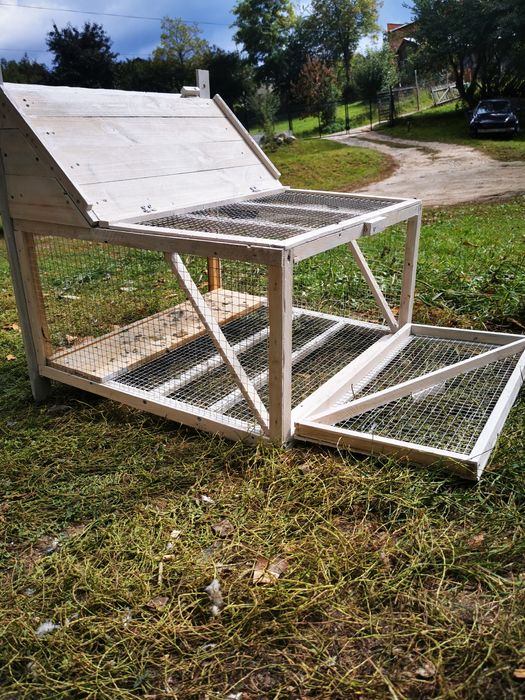 Къща за птици    .