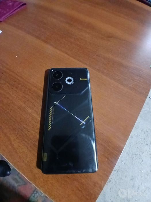 Telefon Texno pova  6 neo