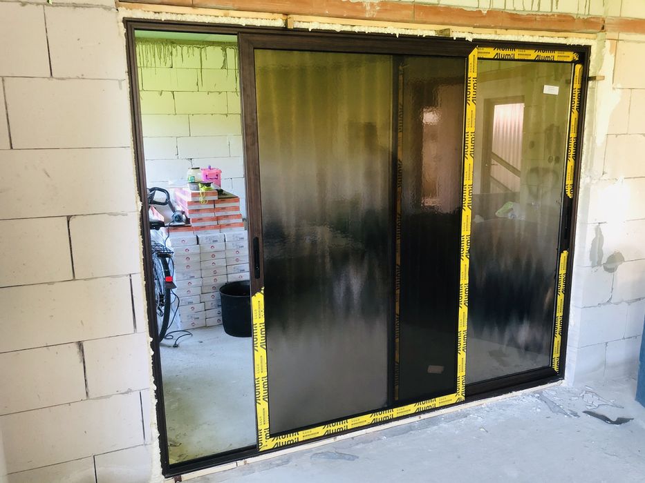 Tamplarie PVC cu geam termopan