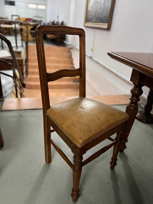 Masă lemn + 4 scaune sh de calitate italiană S 1975