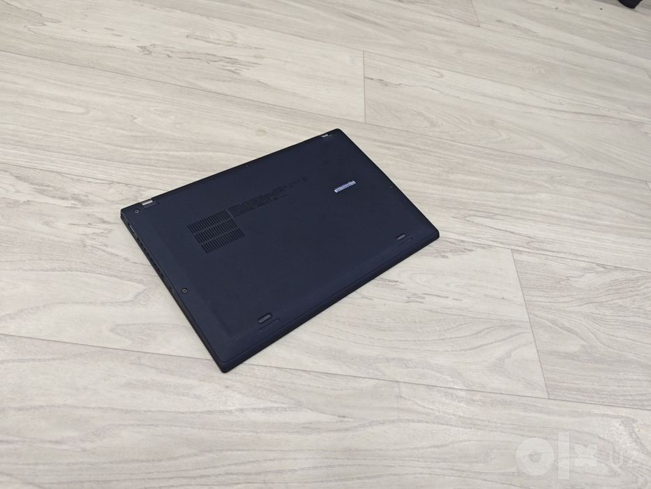 Lenovo ThinkPad X1 Carbon 5th Gen i5-7200U 8GB 128GB SSD 14 2K