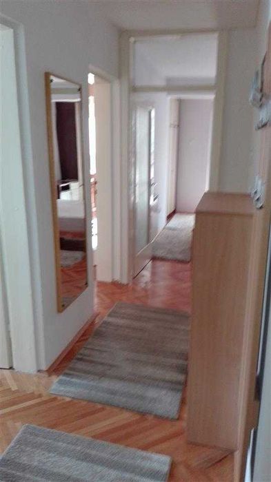 Дава се под наем Тристаен апартамент в Пловдив, Западен - 90 кв.м за 351.9 € - Снимка #4