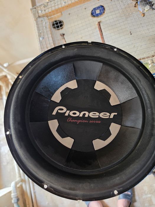 pioneer champion series subwoofer + mystery usilitel