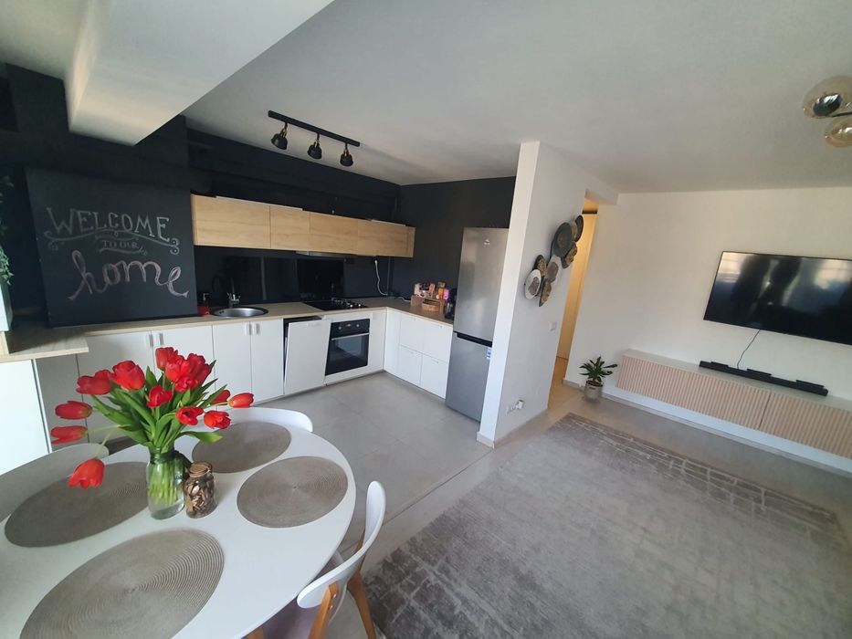 Apartament 3 camere de închiriat – Brown Luxury, Valea Lupului