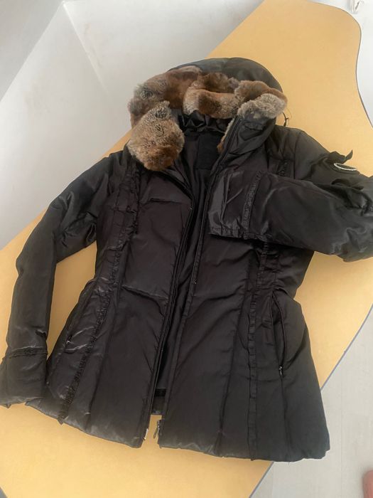 Дамско яке с естествен пух