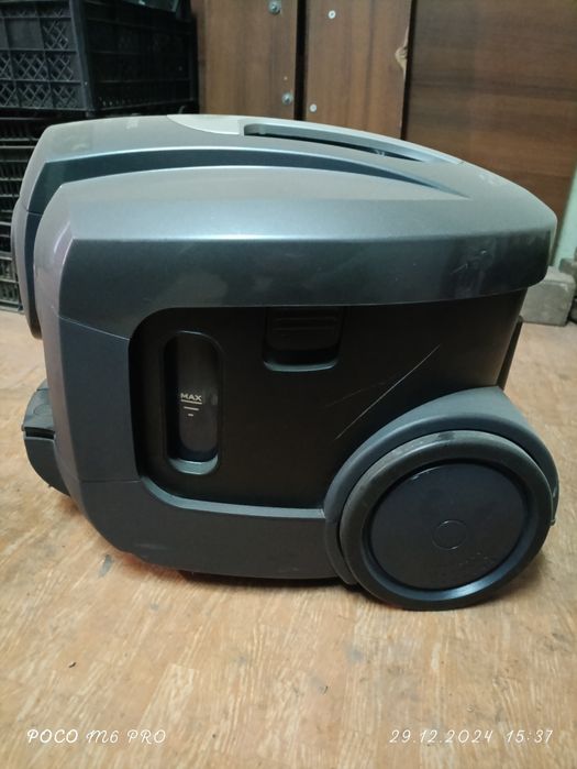 Продам моющий пылесос