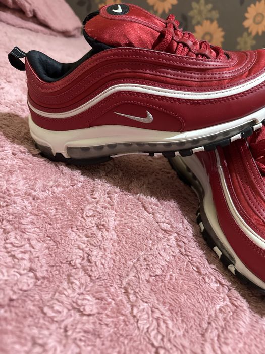 NIKE AIRMAX 97’ SE red satin