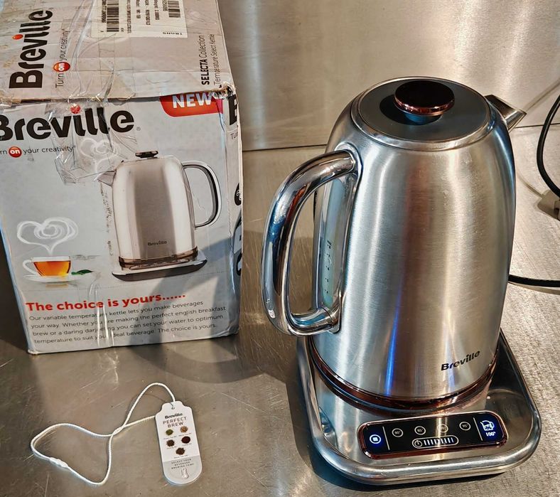 ВИДЕО * Електрическа кана Breville Selecta * Избор 80/85/90/95/100°C | 1.7 л | 3 kW бързо кипене | Цифров контрол | Матирана неръждаема стомана VKT159