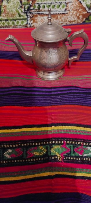 Стъклено  конче и други неща