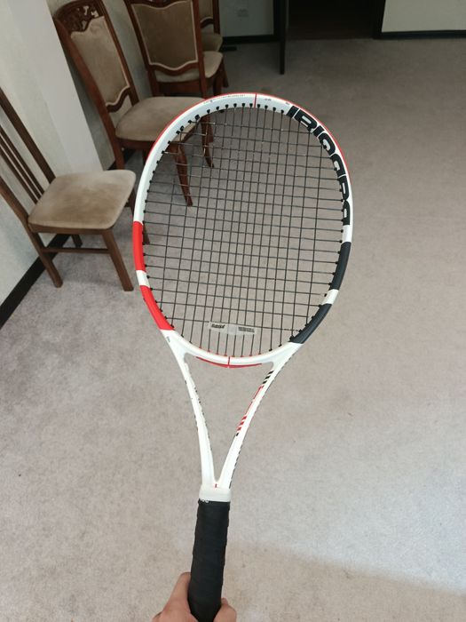 Продам ракетку Babolat pure strike