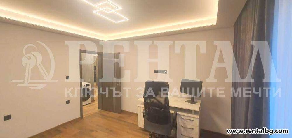 Дава се под наем Четиристаен апартамент в Пловдив, Център - 120 кв.м за 947.58 € - Снимка #8