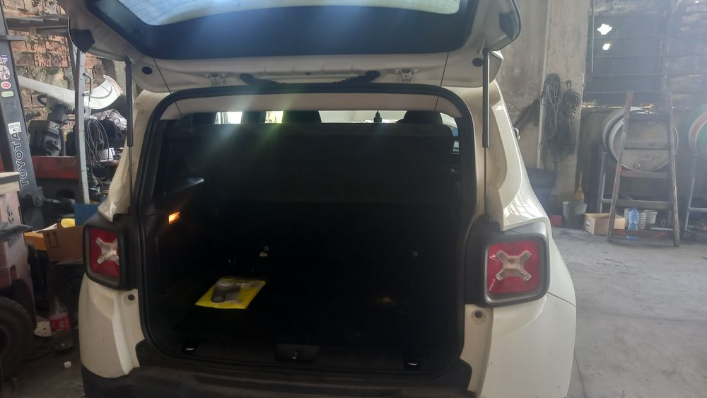 Jeep Renegade 2.0MJET 4х4 Avtomat