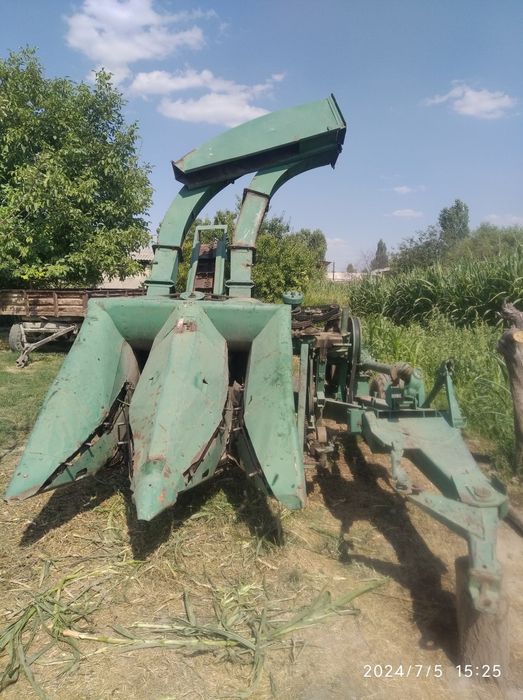 Traktor sotiladi barcha organlari blan