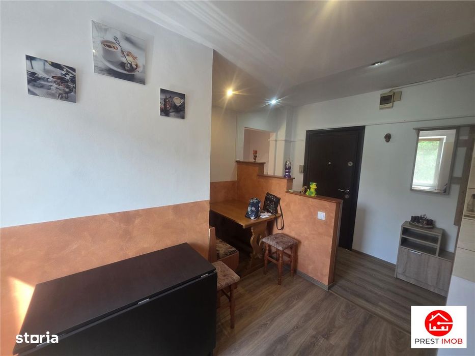 Ap 2 camere  de vanzare, 54 mp ,confort 1, et2 4,  Unirii, Targu Mures