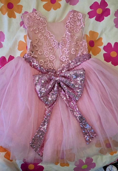 Официална децка рокля за малка дама