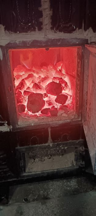 vând cocs  metalurgic pentru încălzire