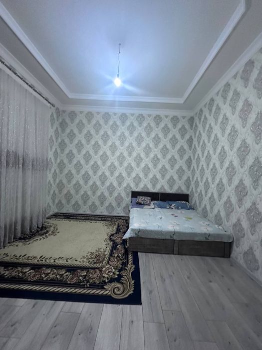 Oltin tepada uy sotiladi