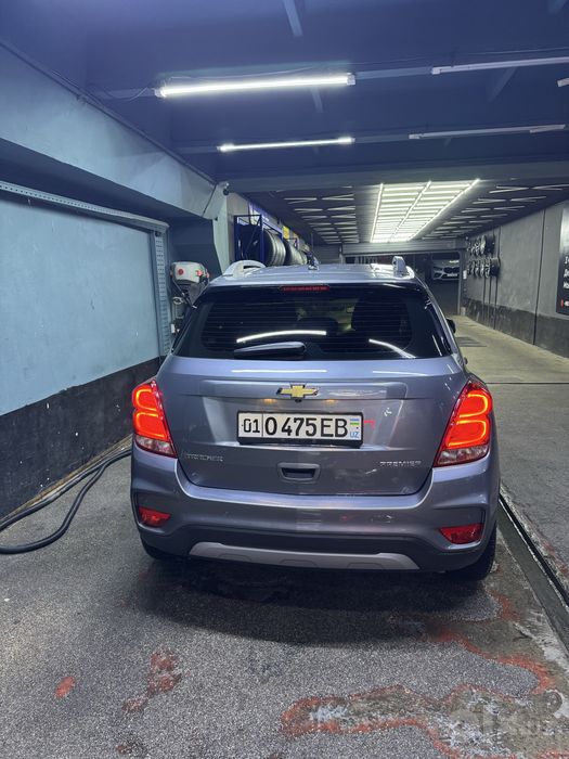 Tracker 1 сотилади