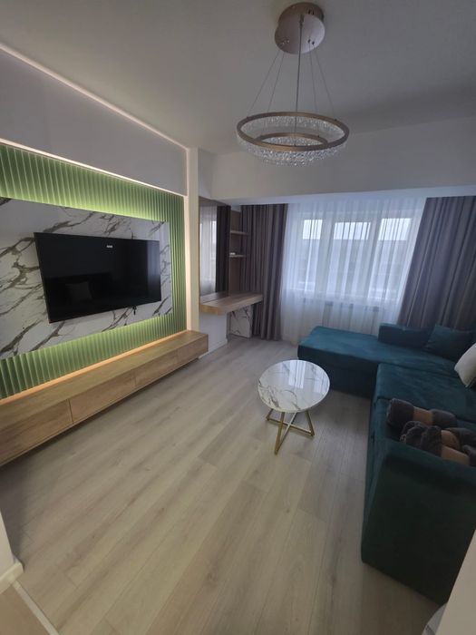 Inchiriez apartament  2 camere